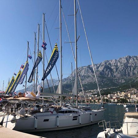 Uzelac Apartment With Pool Makarska Extérieur photo